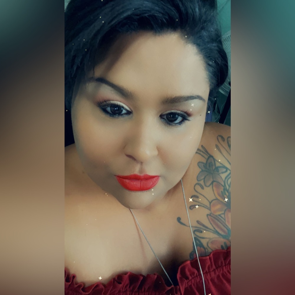 Meet your Posher, Keila